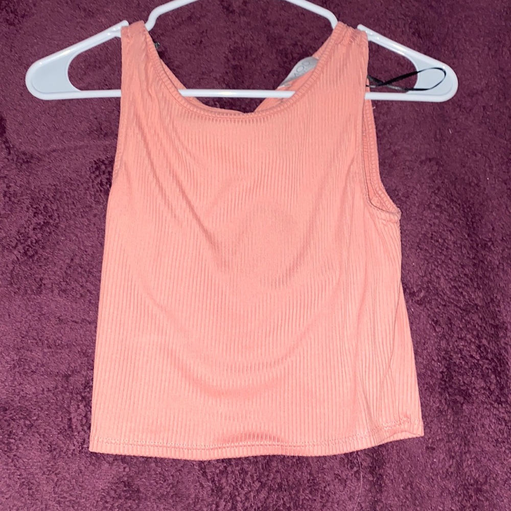 Keyhole boutique tank top
